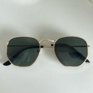 Simple retro shades